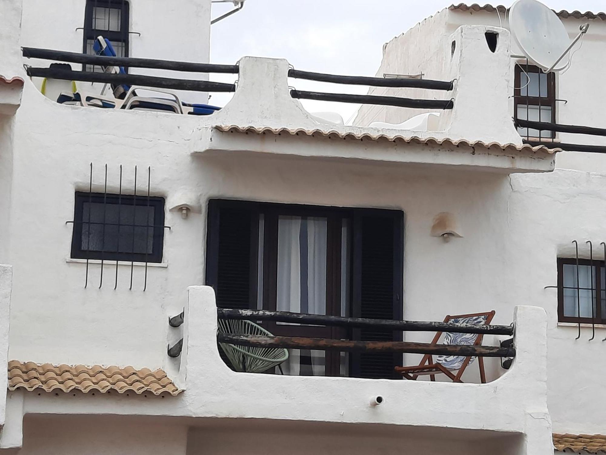 Moradia T2+1 Com Piscina Villa Lagos Eksteriør billede